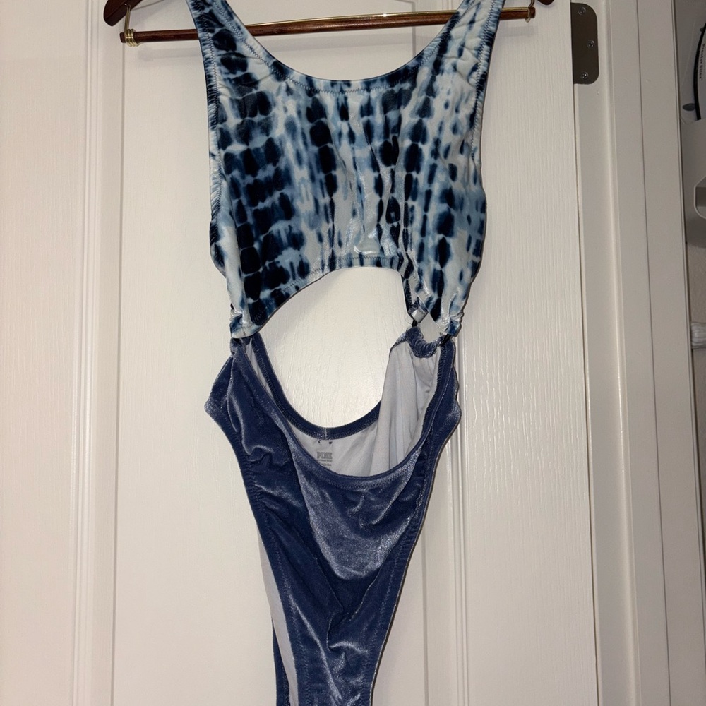 NWT PINK Victoria's Secret Medium Velvet One piece Multi Color Swimsuit